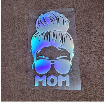 Autós matrica MOM
